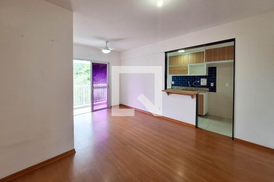 Sala de apartamento à venda com 2 quartos, 60m² em Fonseca, Niterói