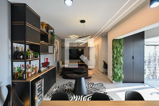 Sala de apartamento à venda com 3 quartos, 110m² em Vila Suzana, São Paulo
