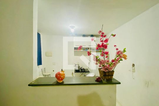 Cozinha de apartamento para alugar com 2 quartos, 46m² em Água Chata, Guarulhos