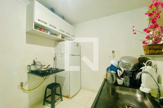 Cozinha de apartamento para alugar com 2 quartos, 46m² em Água Chata, Guarulhos