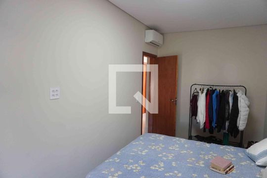 Quarto 1 de casa de condomínio para alugar com 2 quartos, 405m² em Residencial Quatro (alphaville), Santana de Parnaíba