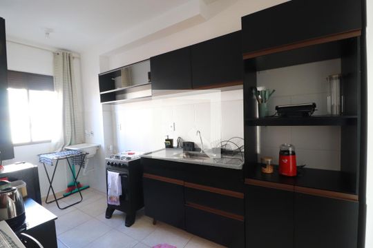 Cozinha  de apartamento para alugar com 2 quartos, 42m² em Planalto Verde, Ribeirão Preto