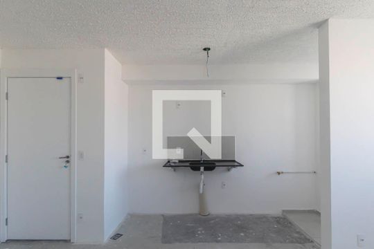 Sala/Cozinha de apartamento para alugar com 2 quartos, 38m² em Vila Graciosa, São Paulo
