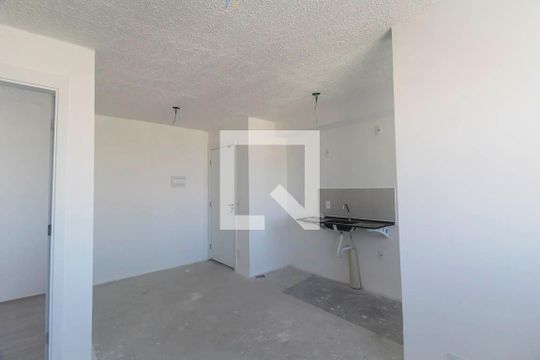 Sala/Cozinha de apartamento para alugar com 2 quartos, 38m² em Vila Graciosa, São Paulo