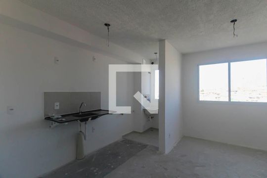 Sala/Cozinha de apartamento para alugar com 2 quartos, 38m² em Vila Graciosa, São Paulo