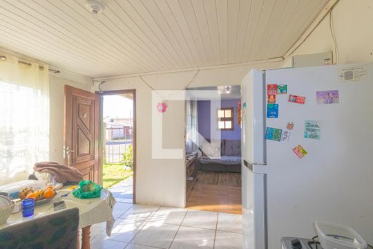 Cozinha de casa para alugar com 2 quartos, 60m² em Guajuviras, Canoas