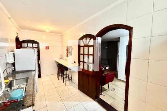 Cozinha  de casa à venda com 8 quartos, 327m² em Vila Gomes Cardim, São Paulo