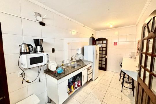 Cozinha  de casa à venda com 8 quartos, 327m² em Vila Gomes Cardim, São Paulo