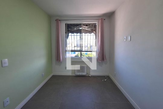 Quarto 1 de apartamento à venda com 2 quartos, 63m² em São Lourenço, Niterói