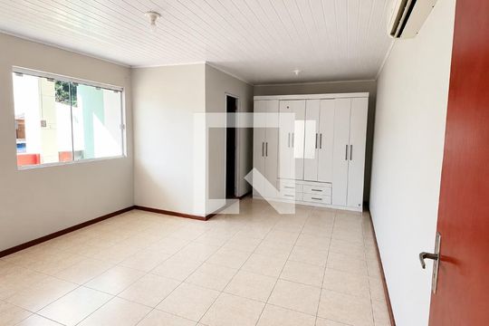 Quarto de casa de condomínio para alugar com 3 quartos, 113m² em Jardim Atlântico, Florianópolis