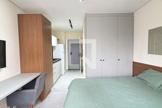 Kitnet/Studio para alugar com 1 quarto, 26m² em Vila Regente Feijó, São Paulo