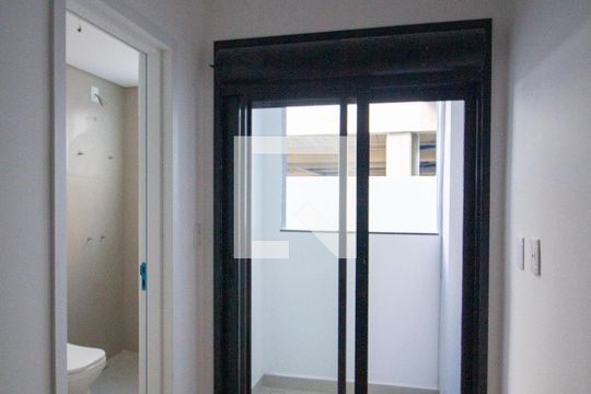Suite  de apartamento para alugar com 3 quartos, 83m² em Jardim Vera Cruz, Sorocaba