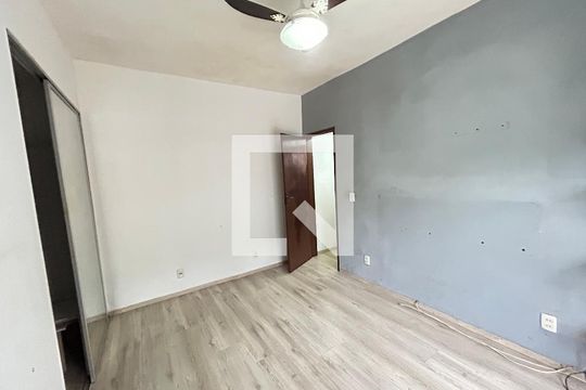 Quarto 1 de casa à venda com 3 quartos, 121m² em Vila Valqueire, Rio de Janeiro