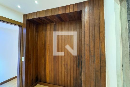 Quarto 1 de apartamento para alugar com 2 quartos, 65m² em Bingen, Petrópolis