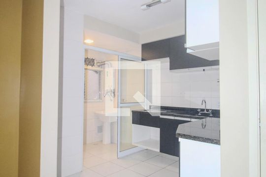 Cozinha/Area de serviço de apartamento para alugar com 3 quartos, 70m² em Teresópolis, Porto Alegre