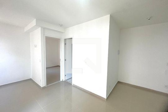 Sala de apartamento à venda com 2 quartos, 44m² em Picanço, Guarulhos