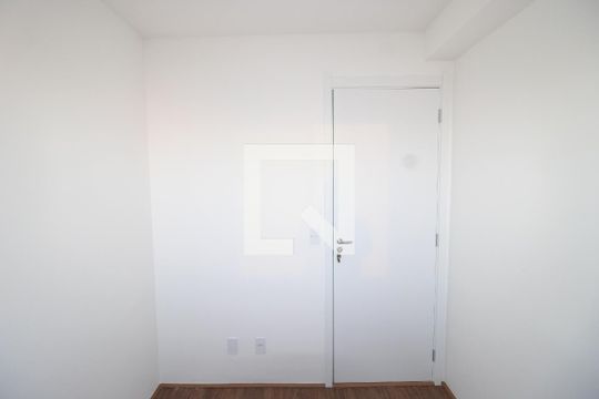 Quarto 1 de apartamento à venda com 2 quartos, 34m² em Vila Carmosina, São Paulo
