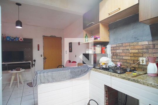 Cozinha de apartamento à venda com 2 quartos, 50m² em Campina, São Leopoldo