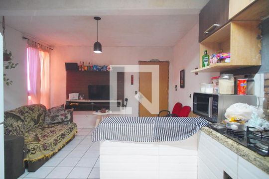 Cozinha de apartamento à venda com 2 quartos, 50m² em Campina, São Leopoldo
