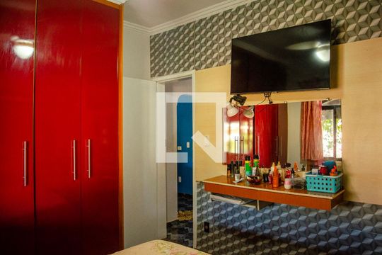 Suíte de casa à venda com 3 quartos, 360m² em  Setor Vila João Vaz, Goiânia