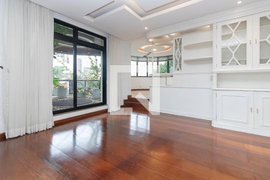 Sala de apartamento para alugar com 3 quartos, 245m² em Brooklin, São Paulo