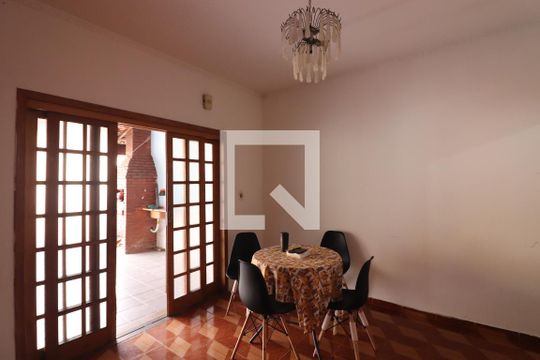 Casa à venda com 4 quartos, 214m² em Jardim Independencia, São Bernardo do Campo