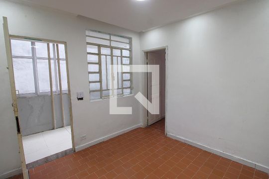 Sala de casa para alugar com 1 quarto, 70m² em Olinda, Nilópolis