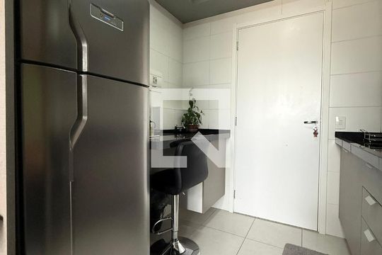 Cozinha de kitnet/studio à venda com 1 quarto, 28m² em Jardim da Gloria, São Paulo