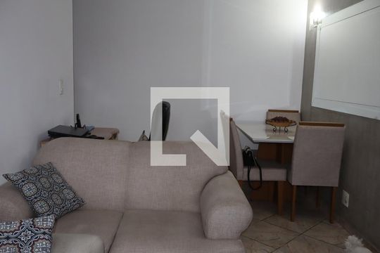 Sala de apartamento à venda com 2 quartos, 60m² em Vila Olinda, São Paulo