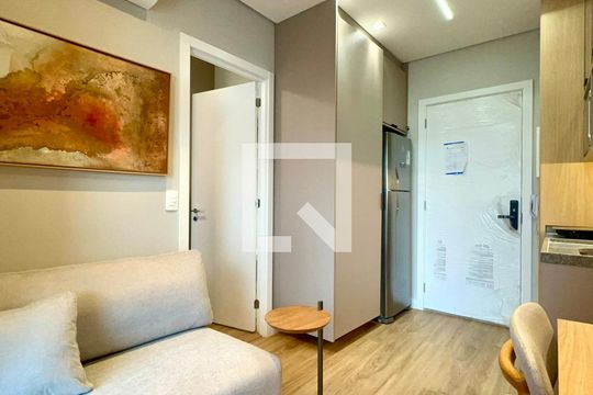 Sala de kitnet/studio para alugar com 1 quarto, 24m² em Pinheiros, São Paulo
