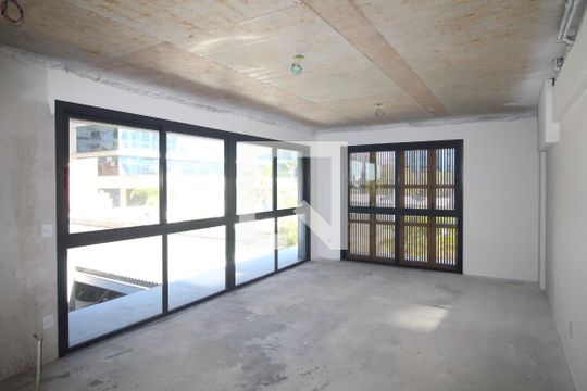 Sala de apartamento à venda com 3 quartos, 101m² em Higienópolis, Porto Alegre