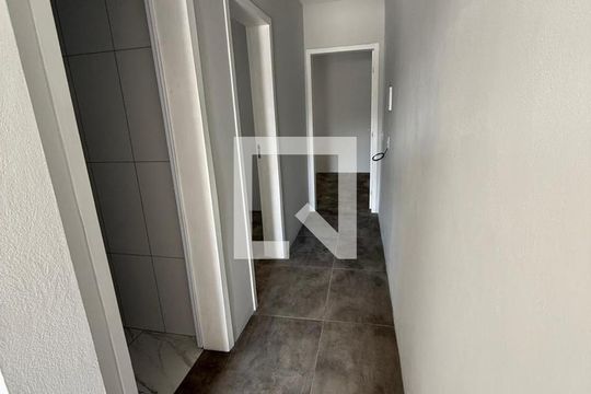 Corredor de apartamento para alugar com 2 quartos, 44m² em Morada do Vale I, Gravataí