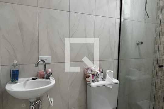 Banheiro da Suíte de apartamento à venda com 2 quartos, 94m² em Vila Valparaíso, Santo André