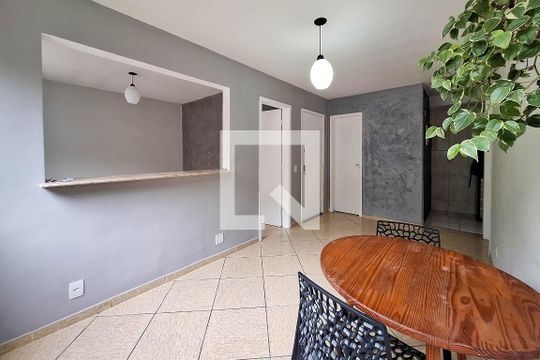 Sala de apartamento à venda com 3 quartos, 63m² em Maria Paula, Niterói