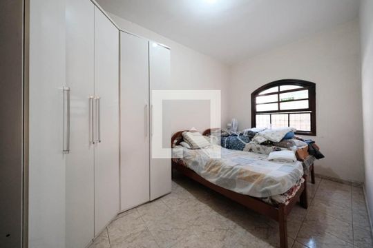 Quarto 1 de casa para alugar com 4 quartos, 403m² em Vila Granada, São Paulo
