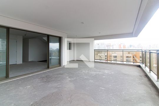 Varanda de apartamento à venda com 3 quartos, 306m² em Pompeia, São Paulo