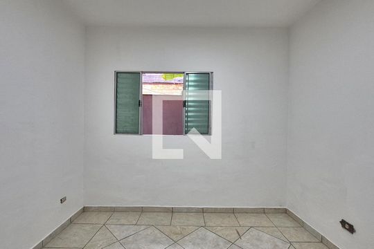 Casa para alugar com 1 quarto, 50m² em Vila Linda, Santo André