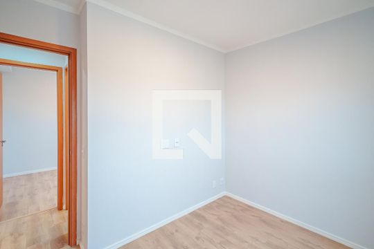 Quarto 2 de apartamento para alugar com 2 quartos, 48m² em Jardim Boa Vista (zona Oeste), São Paulo