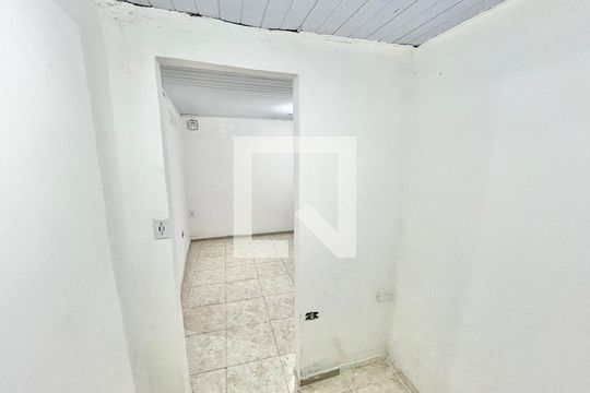 Sala/Cozinha de casa para alugar com 1 quarto, 40m² em Imirim, São Paulo