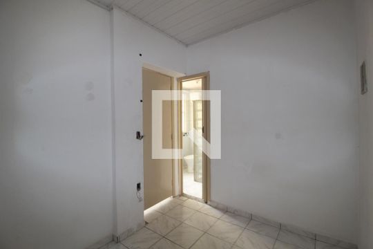 Suíte  de apartamento para alugar com 2 quartos, 35m² em Jardim Simus, Sorocaba