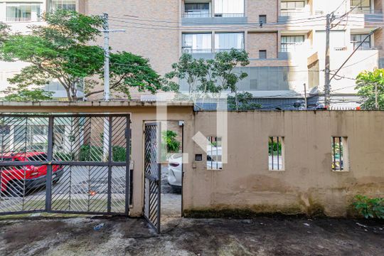 Vista da Sala de casa à venda com 3 quartos, 190m² em Jardim das Acacias, São Paulo