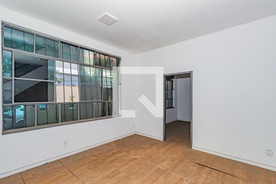 Sala de casa à venda com 3 quartos, 190m² em Jardim das Acacias, São Paulo