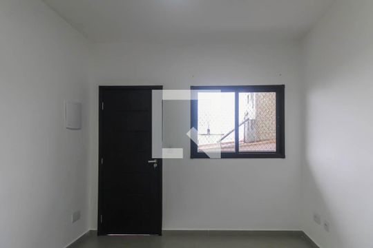 Sala/Cozinha de apartamento para alugar com 2 quartos, 40m² em Chácara Mafalda, São Paulo