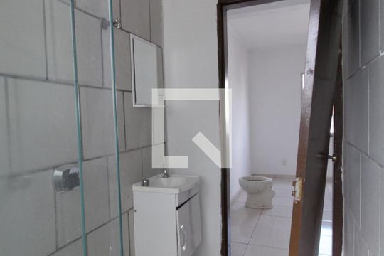 Banheiro da Suíte de apartamento para alugar com 3 quartos, 85m² em Jardim Simus, Sorocaba