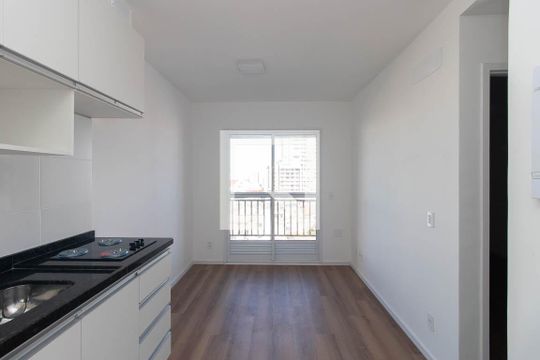 Sala/Cozinha de apartamento para alugar com 1 quarto, 40m² em Vila Gustavo, São Paulo