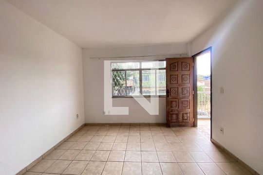 Sala de apartamento para alugar com 2 quartos, 60m² em Cascadura, Rio de Janeiro