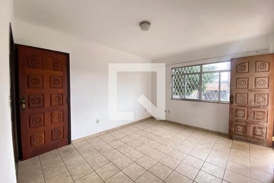 Sala de apartamento para alugar com 2 quartos, 60m² em Cascadura, Rio de Janeiro