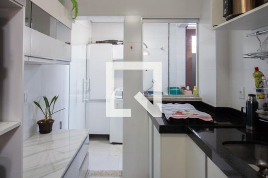 Apartamento para alugar com 3 quartos, 110m² em Vila Jardim Leblon, Belo Horizonte