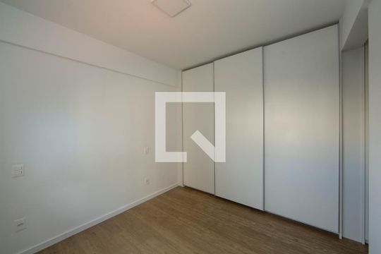 Suíte de apartamento à venda com 3 quartos, 85m² em Vila Paris, Belo Horizonte