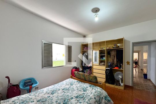 Suíte de casa para alugar com 3 quartos, 380m² em Vila Jupiter, São Bernardo do Campo